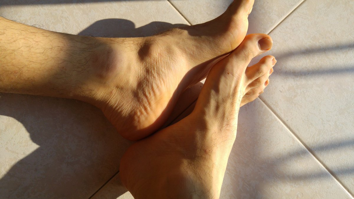 CashmasterBoy's tweet photo. #feetworship #feetofinstagram #feetnation #feetlove #feetbrazil #fagdom #cashdom #feetfetishworld #feetstagram #feetworld #feetslave #feet https://t.co/bofICqOy07