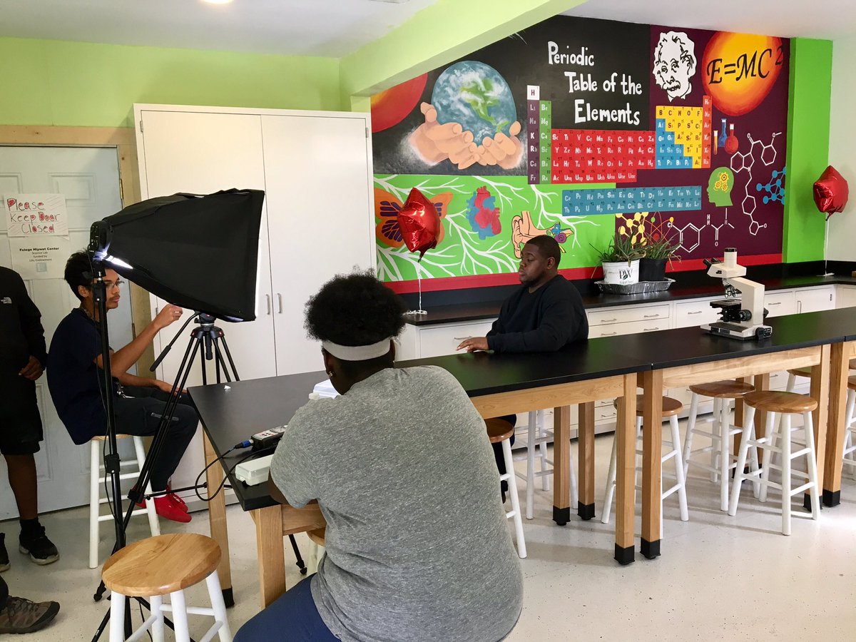 FHCgarden's tweet photo. The #LillyLab is the perfect location to film a mock interview and practice our skills. #FHC #FilmCamp https://t.co/ohay6PwvnY