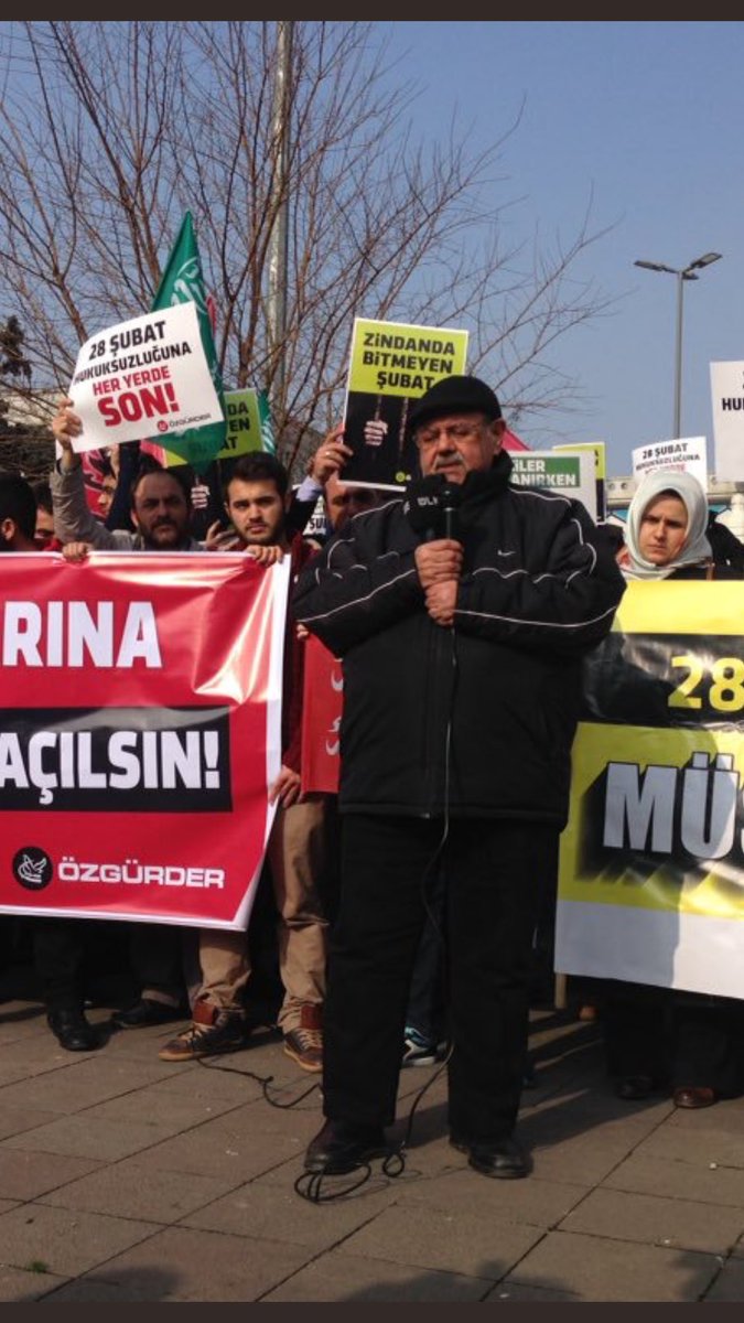 Bu gün Suphi amcanın cenazesi defnedildi. Oğlu Can, çeyrek asır sonra, ilk kez toprağa, babasının tabutuna toprak atarken dokundu...
