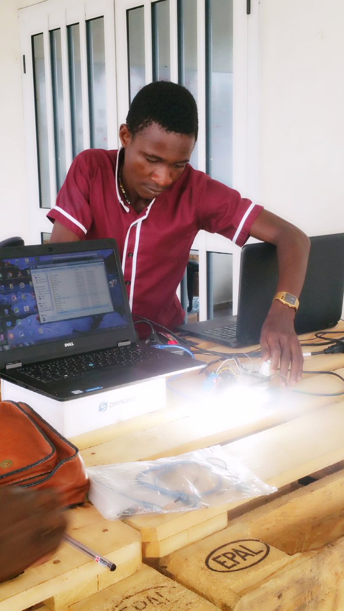 CoderBlak's tweet photo. The #IOT club in preparation for the launch in #Benin @waziupIOT @woax_ @LAfricaine_ @senamekoffi @donaskye @donaskye @felichepa @BoazakK https://t.co/lDaac6ObM5