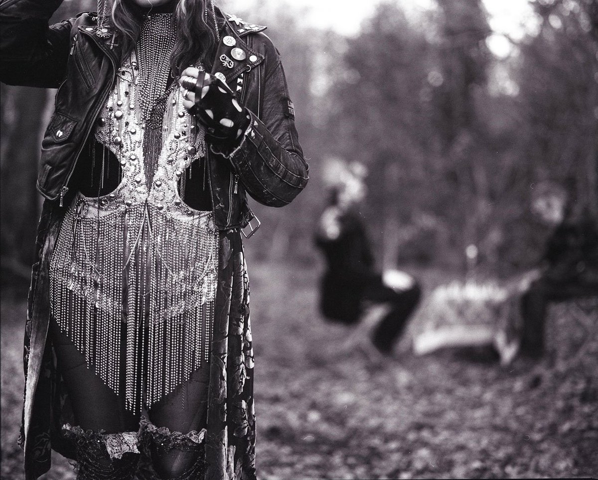 I love the #detail of this #lithograph picture #selinamayer took of us in the #forest. Dress by <a href="/Prangsta/">Prangsta Costumiers</a> Shooting #Film is always the best!