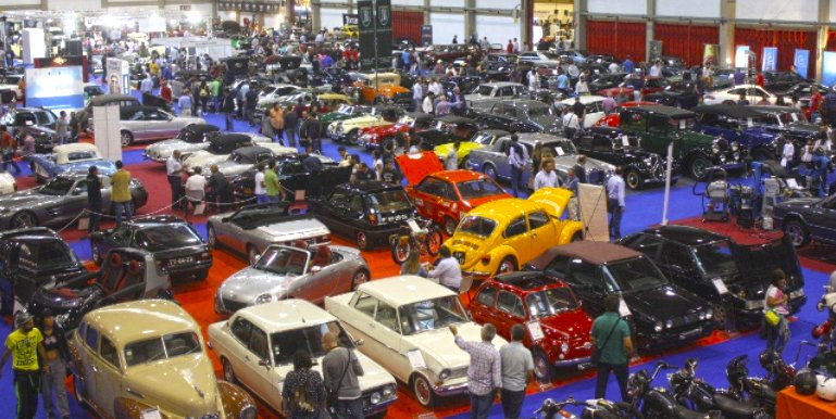 mi_clasico's tweet photo. desde el jueves al domingo 8. #AutoClássico #Porto >>> https://t.co/WaZe9JUSe9 …
#CochesClasicos #Oporto #Feria #eventosmotor https://t.co/8KzJbtqk9t