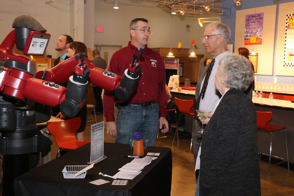 lancscifactory's tweet photo. Get ready to party with #BaxterTheRobot & @thaddeusstevens at #ATasteOfScience on Oct 13th at @lancscifactory https://t.co/mdxu8AHpn8 #gala https://t.co/LcRBNAaokh