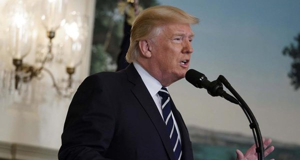 ChinaDaily's tweet image. #LasVegasShooting Trump calls Las Vegas shooter 'sick' and 'demented man' bit.ly/2fOE90l