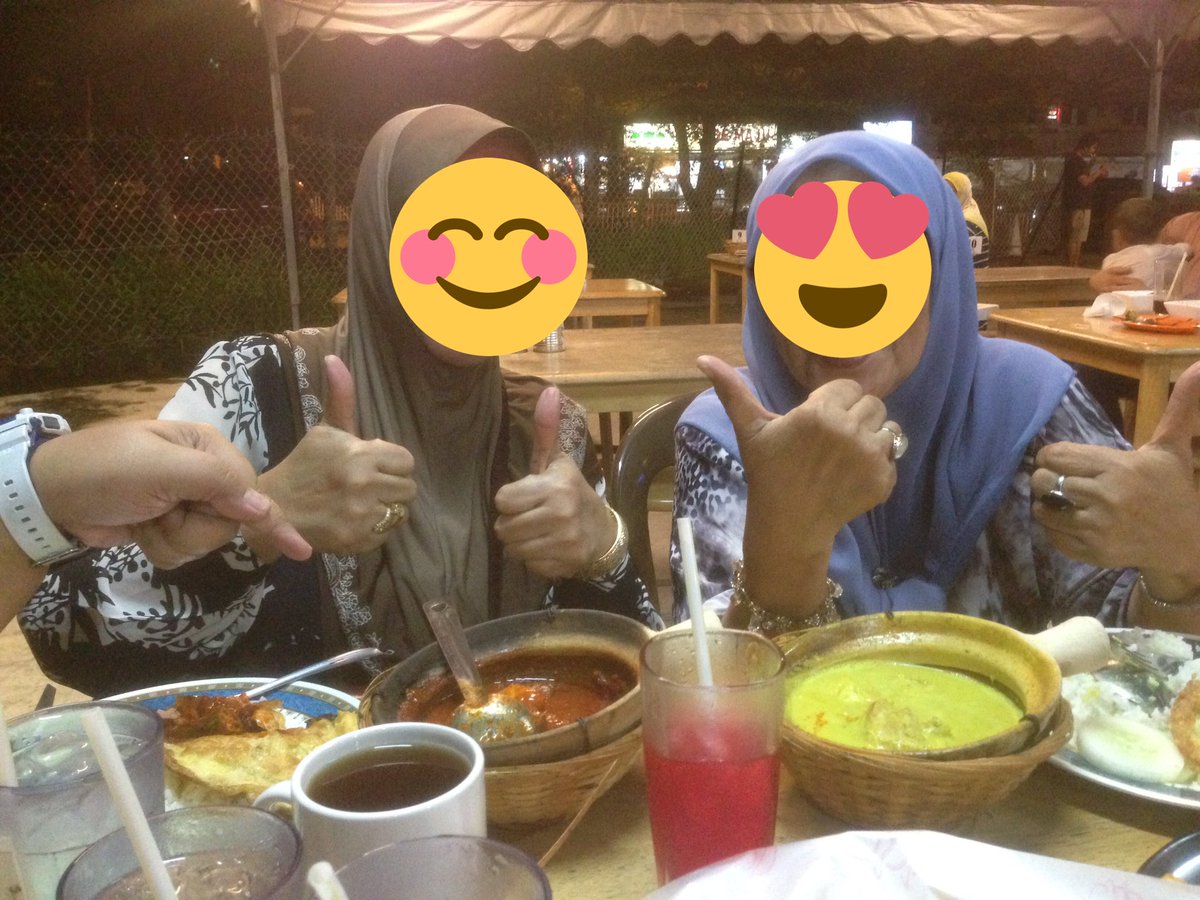 fadhleyMazlan's tweet photo. Thumbs up dari pakar asam pedas dan lemak cili api dari Gulai Claypot / Asam Pedas #Claypot46 antara menu wajib CUBA. #junction11 https://t.co/uvgiJulZ3d