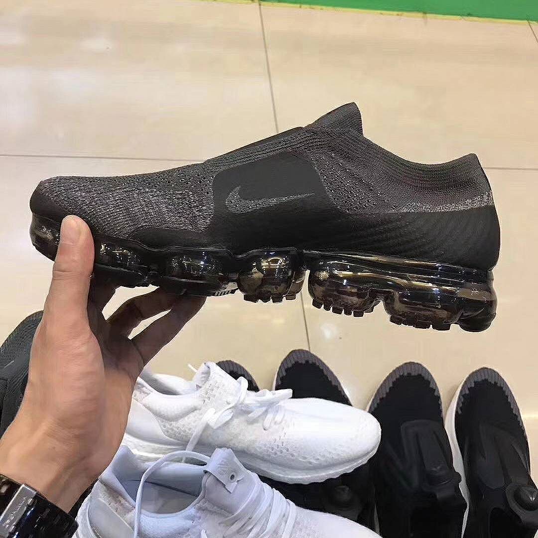 wubnan's tweet photo. 新Vapmax  laceless  42  原標墊 https://t.co/Voz9b3stlu