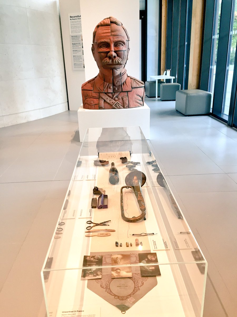 CharleneGuy's tweet photo. Explore the #Passchendaele #MudandMemory exhibition @Nat_Mem_Arb as part of #Passchendaele100 #WW1 #MilitaryHistory https://t.co/lM7KKpkZZ1