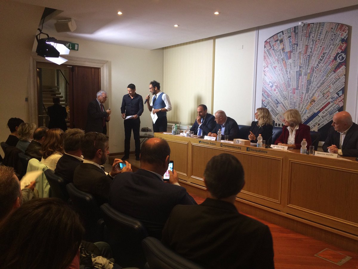 PMasera's tweet photo. #87a fiera internazionale del tartufo bianco d' alba si presenta all'associazione stampa estera di Roma, fedeetinto https://t.co/XnKNdUsbzt