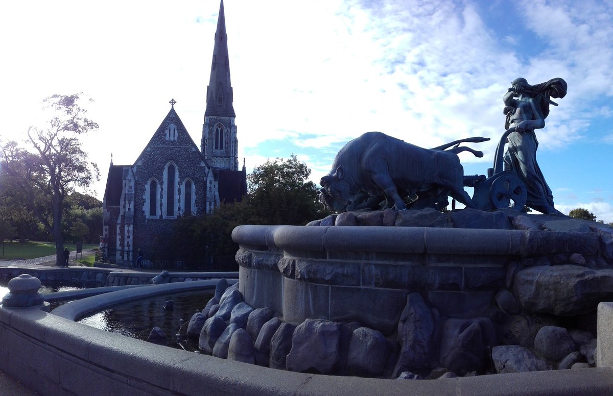 MeOzanam's tweet photo. #Copenhague - @GroupeGambetta - jour 1 - 2/3 https://t.co/TQ3jqh6wfY