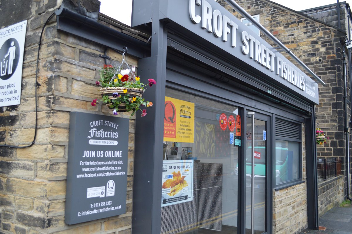 Doing our bit for <a href="/farsleyvillage/">@farsley village</a> in bloom.