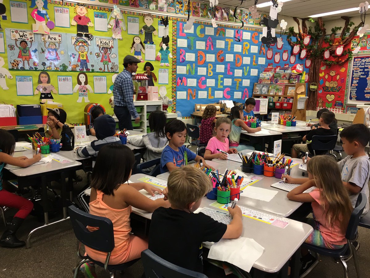 1st grade teachers learning from Mr. Plummer during our CGI demo day. #weheartfvsd
