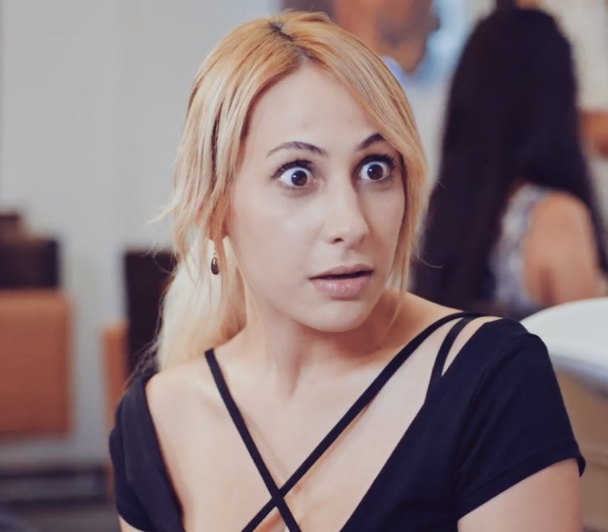 Şaşırması bile ayrı güzel papatyamın💛 <a href="/karacarabiaa/">Rabia Karaca</a> #RabiaKaraca #RKFC #genclikbasimdaduman <a href="/halukss/">Haluk Sirin</a> <a href="/rejisor/">Hakan Şahin</a> <a href="/CanerErdem1/">Caner Erdem</a> <a href="/acunilicali/">Acun Ilıcalı</a> <a href="/tv8/">tv8</a>