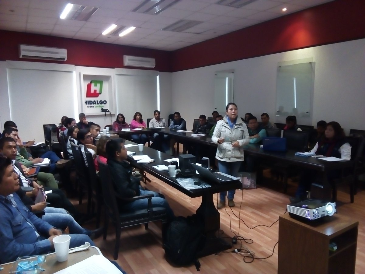 OrsLic's tweet photo. Capacitándonos para implementar procesos de Educación Financiera para la Implementación de Fondos de Ahorro Comunitario en Hidalgo https://t.co/eLDcvRpKF1