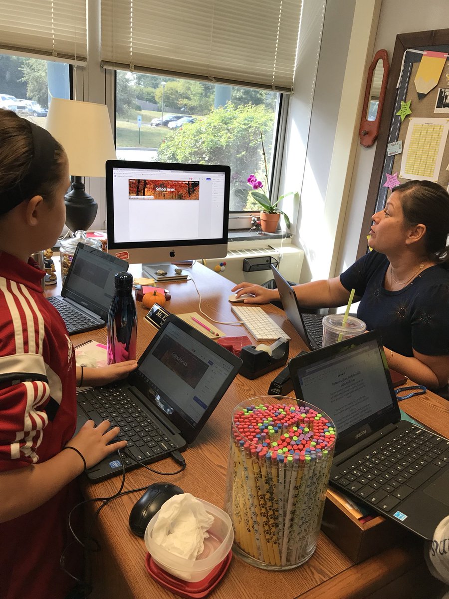 haug_jamie's tweet photo. 4th and 5th graders using #newgooglesites to create the #connorchronicles @ConnorCougars #edtech #thisiswhywedowhatwedo 💻📰📝 https://t.co/xThk2J8K2z