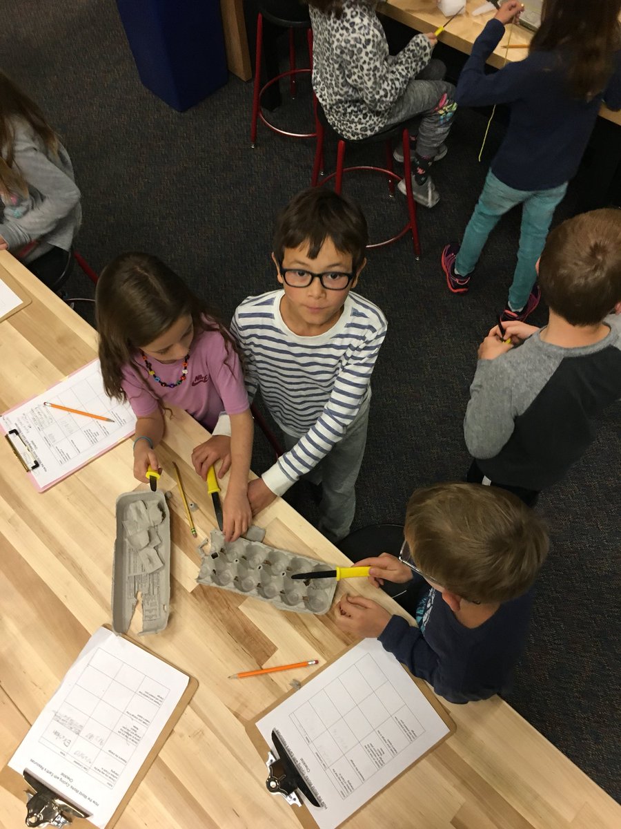agourlayteach's tweet photo. Makerspace time today creating our changes on the earth’s surface #collaboration #ssdedu #brechat @BREmediactr @BraceBulldog https://t.co/R38zaoVf9t