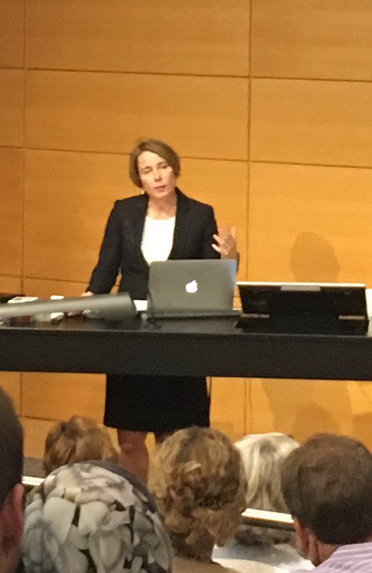 VanessaLRule's tweet photo. "Important to ignore naysayers who say it can't be done." We can and need to #switchthesource NOW. Thx @MassAGO https://t.co/afjlmbRTgL