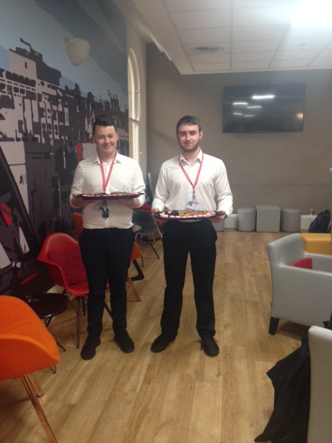 LNER's tweet photo. A treat for those passing through Newcastle today, guys and girls from @NCLCollege keeping everyone fed and relaxed! #NCSW17 #WinningTeam https://t.co/3gcbUfnZov
