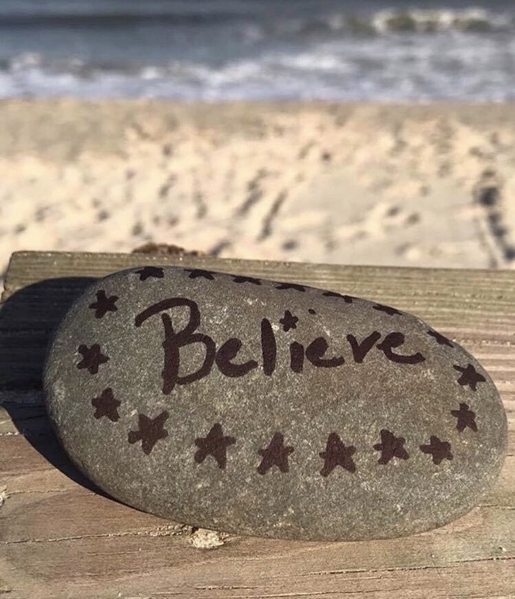 kidinthe_corner's tweet photo. Some of the many amazing kindness rocks made during the month of September for our kindness project! 💜#KidInTheCorner #SuicideAwareness https://t.co/xDuccHwAe2