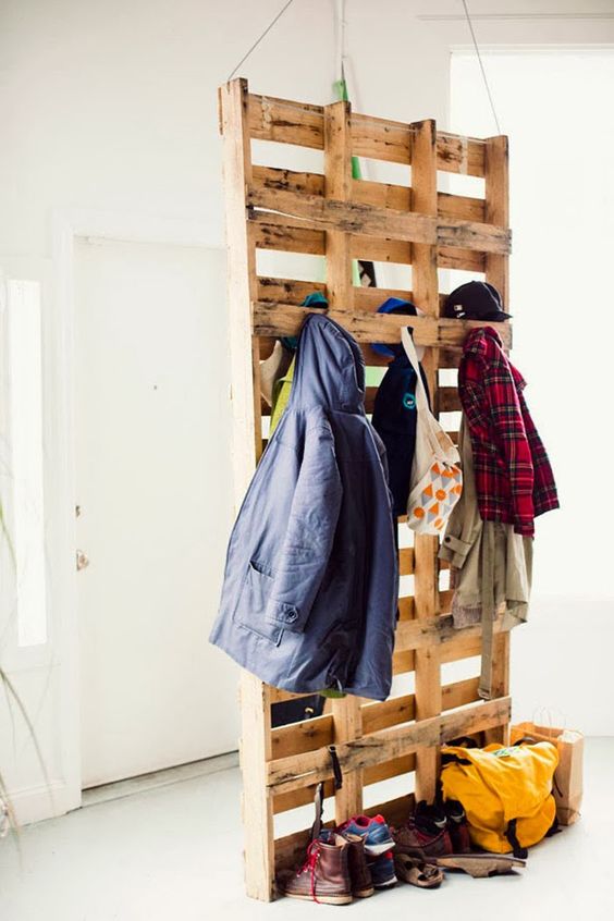 colorman_4's tweet photo. 22 Smart and cheap ideas with dividers from #pallets 
https://t.co/mSVfiv5cbj https://t.co/ELicYdx3bs