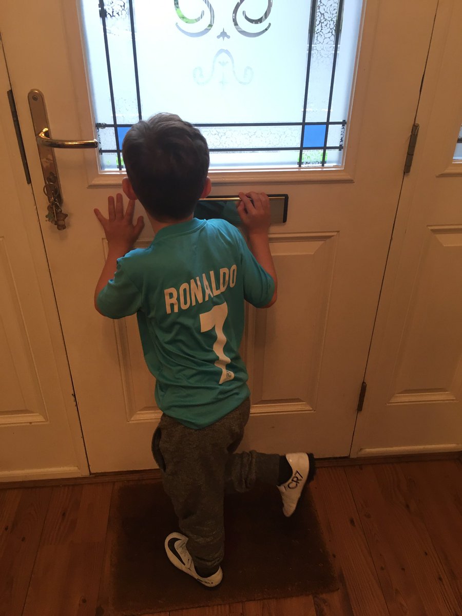 michaela_lake's tweet photo. Christiano Ronaldo's number 1 fan @Cristiano @SportsDirectUK https://t.co/c4FWTKSurB
