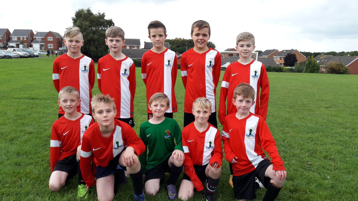 ysgolca's tweet photo. Da iawn bechgyn. Gêm gyfartal yn erbyn tîm da. 1-1 heno yn erbyn ysgol Cornist Park yn gêm gyntaf eleni ⚽ https://t.co/KkTS5ghJIq