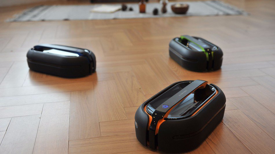 HarbRimah's tweet photo. This #Kickstarter project #everybot is about to make mopping a hands free-job

https://t.co/jTyopqshdn #cleaning #Robot #tech https://t.co/daCN5KaWfO