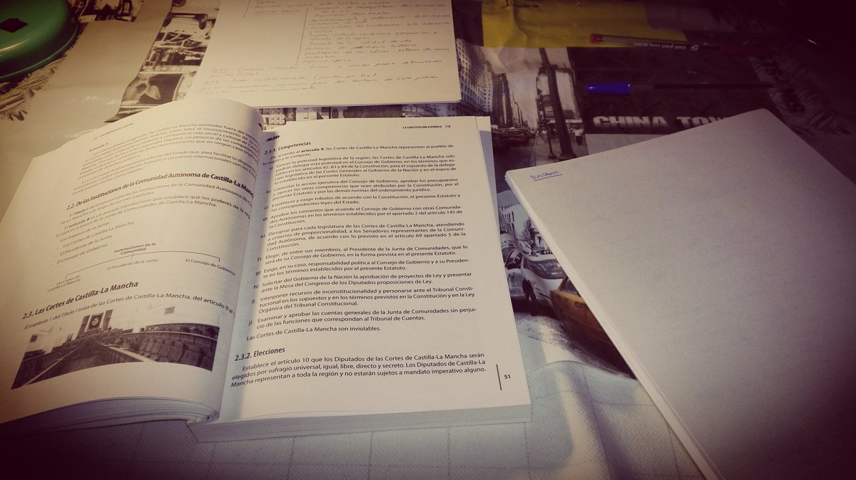 rocioforsob's tweet photo. Vamos con las Cortes de CLM... #Oposiciones #OPEclm #Ope2017 #enfermeria #Apuntes #Legislacion #FelizMartes 🤓📚📖 https://t.co/l6L9QhUOvJ
