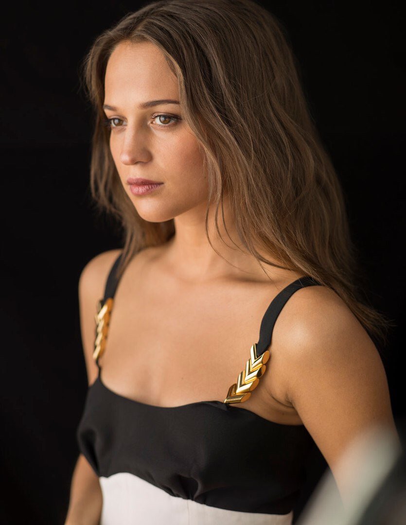 Happy birthday to this gorgeous goddess named alicia vikander 