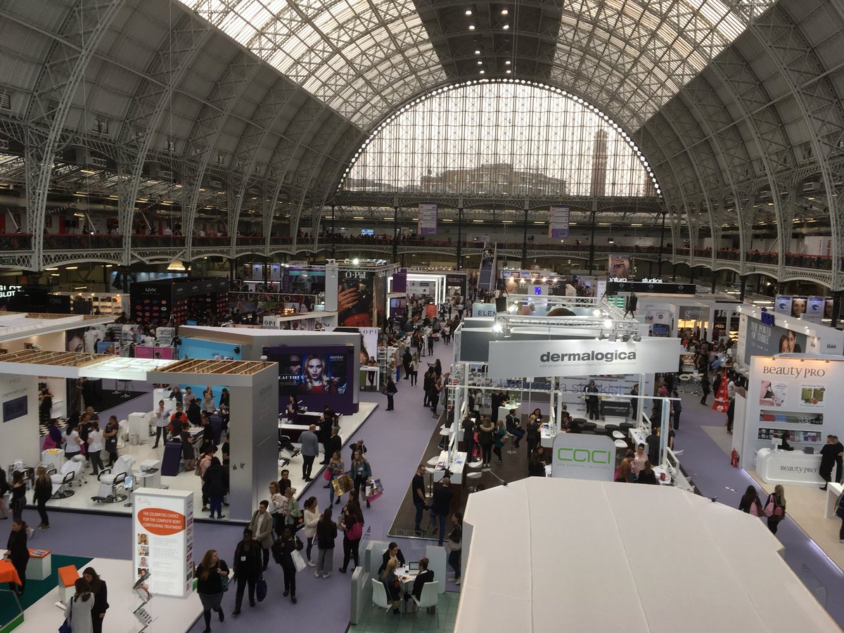 EkGuild's tweet image. Had a really good weekend at #olympiabeauty met loads of exciting brands. Roll on Salon International!