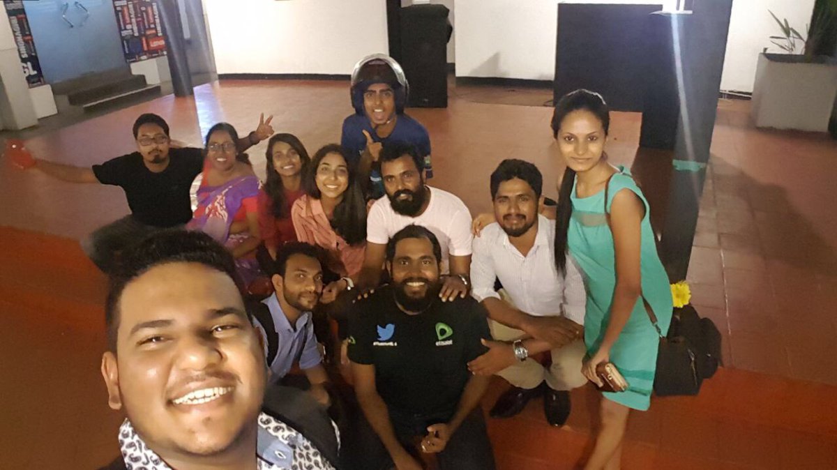 Dirty Tweeps tweet media