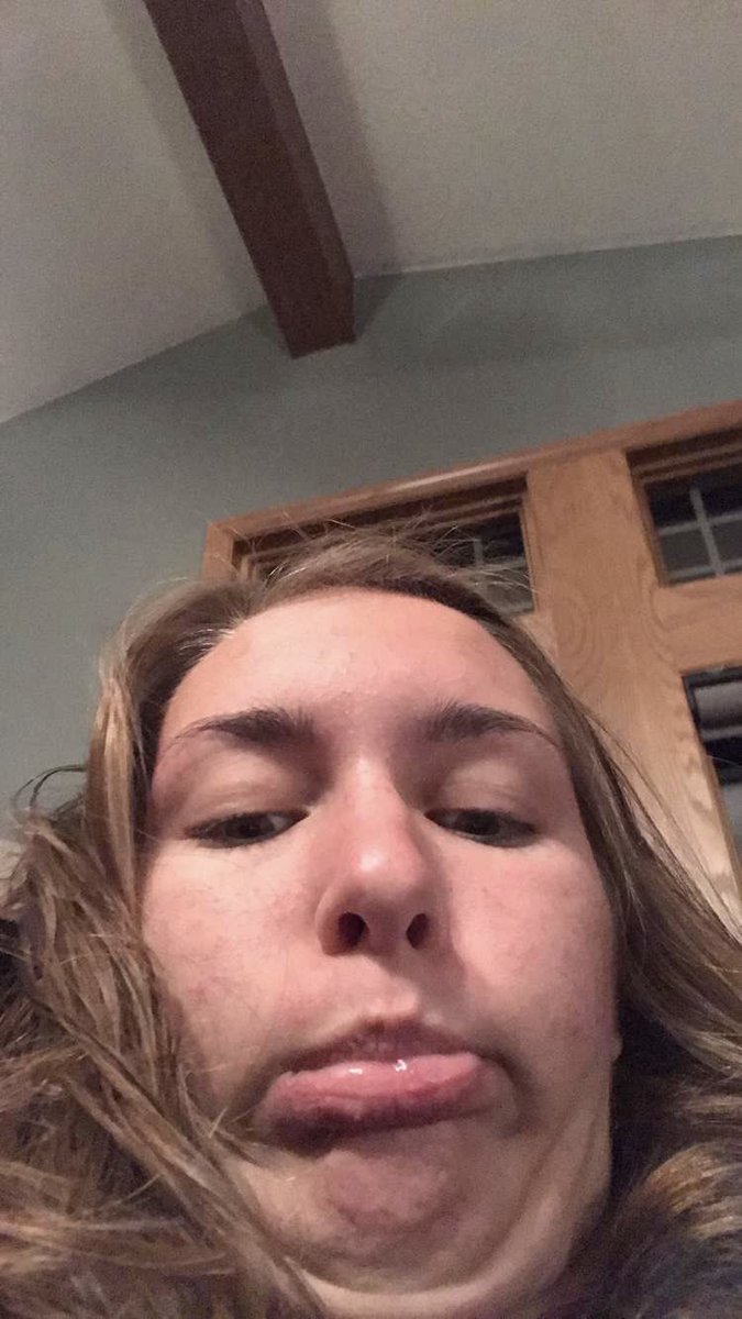 sydney_lundell's tweet photo. happy birthday to my super hot bff ❣️ https://t.co/0hecYwEcLE