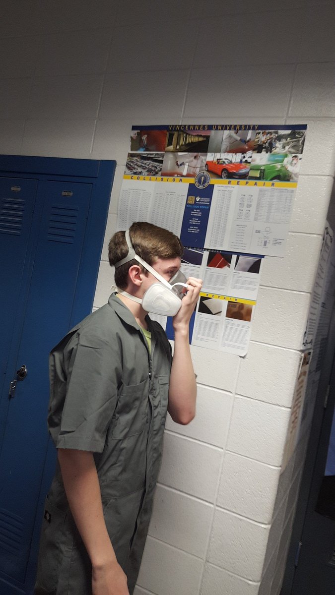 JelCollision's tweet photo. #Respiratorsealcheck https://t.co/UYnSVKZEPE