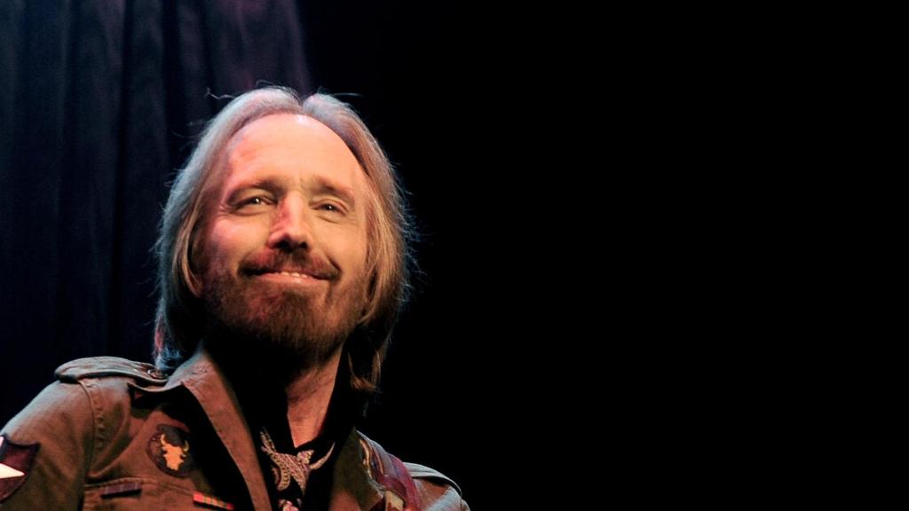 goGLenergy's tweet image. There are plenty of ways to make the world a better place. Thanks for sharing your light. RIP Tom Petty 1950 - 2017