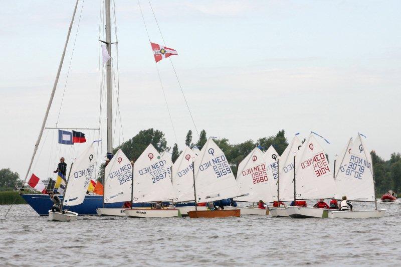 watersportNL's tweet image. Feest! @deHJC viert dit weekend haar 100-jarig bestaan met een sfeervol festival. Meer via 👉watersporters.nl/nieuws/2017/ok…