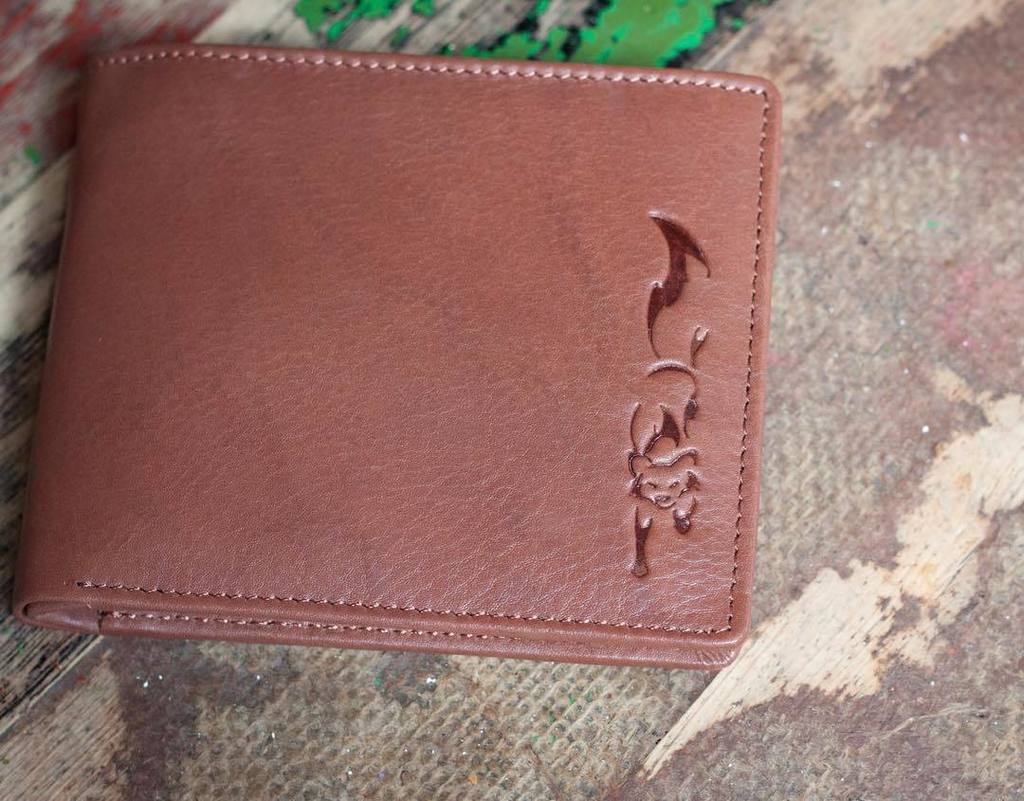 ReynardLeather's tweet photo. https://t.co/9WJEMPeMfI - Gorgeous RFID leather wallets - fighting human trafficking. 
#reynardleather #style #swag… https://t.co/e4f8I5IQbD https://t.co/QatufQhEzo