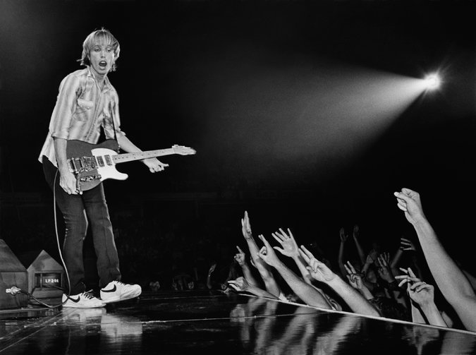 kingd0m0fl0ve's tweet photo. "You belong among the wildflowers. You belong somewhere you feel free." Hearts are heavy in the Kingdom of Love today. Thanks for the music. https://t.co/G1Qii1abWY