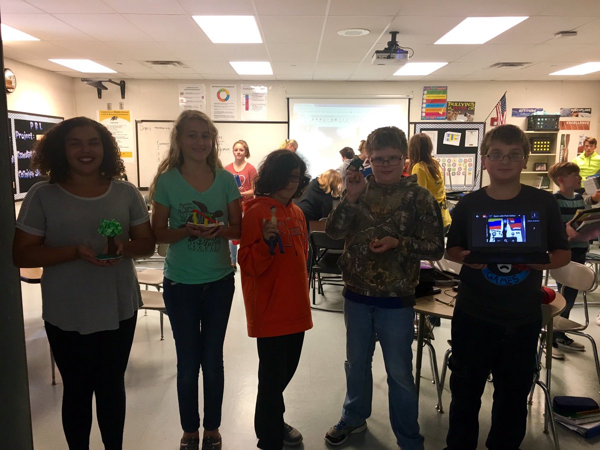 AdventurersCEMS's tweet photo. Some of our awesome art pieces from today! Great job Adventurers! #CEMSBlazers https://t.co/0B4z9yRQBH