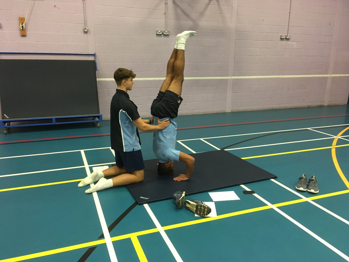 AmeryHillAlton's tweet image. YR 11 GCSE PE learning about types of guidance when learning a new skill... #AmeryPE #GCSE #PracticalTheory