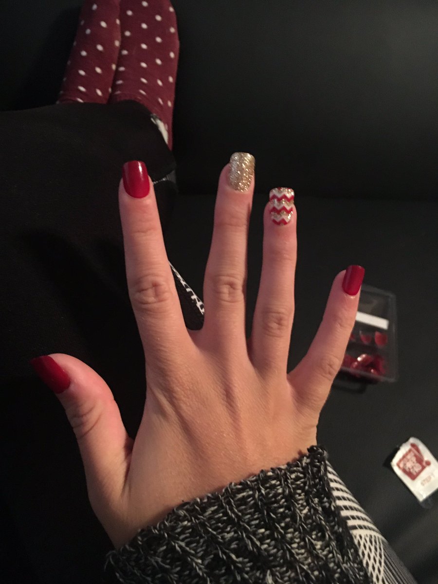 wheatherrr's tweet image. Holy cow, so cute and so easy!! @UTimPRESS @impressmanicure #SmokeyimPRESS #imPRESSmoments