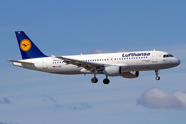 airglasgow's tweet photo. Glasgow Airport’s route network continues to grow! Direct Lufthansa flights to Munich will begin 30th October

https://t.co/4iuH58ocBg https://t.co/1qeXhhRqnL