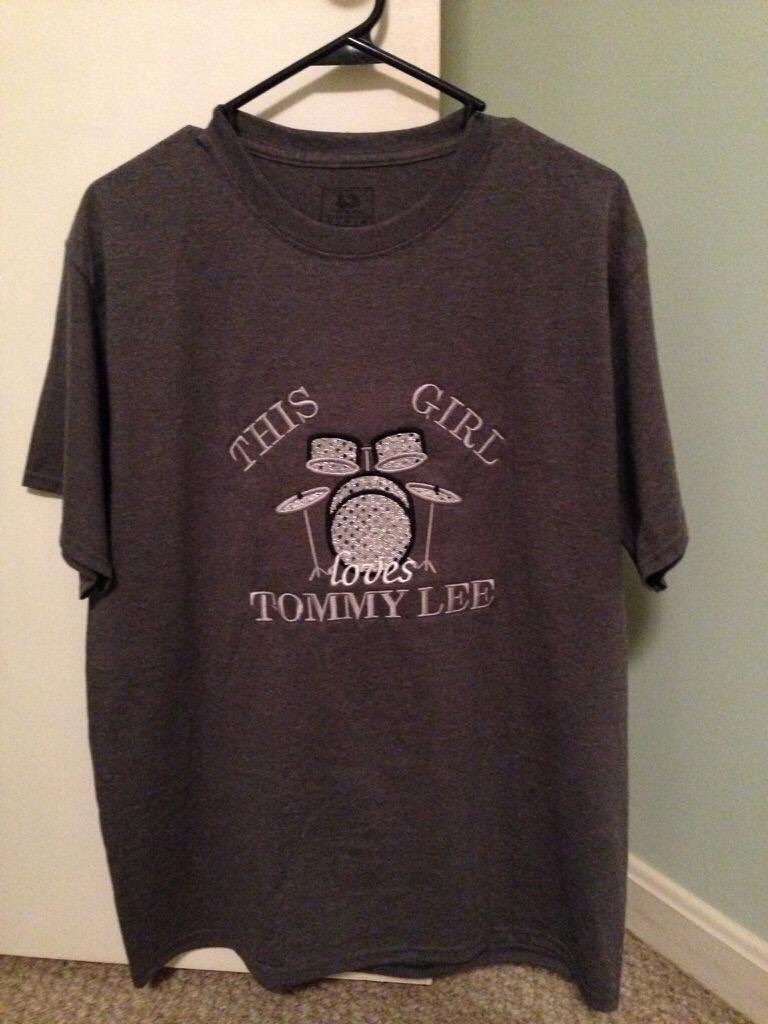  Happy Birthday Tommy Lee!!! I will wear this shirt in your honor today!! Best drummer ever!!!       