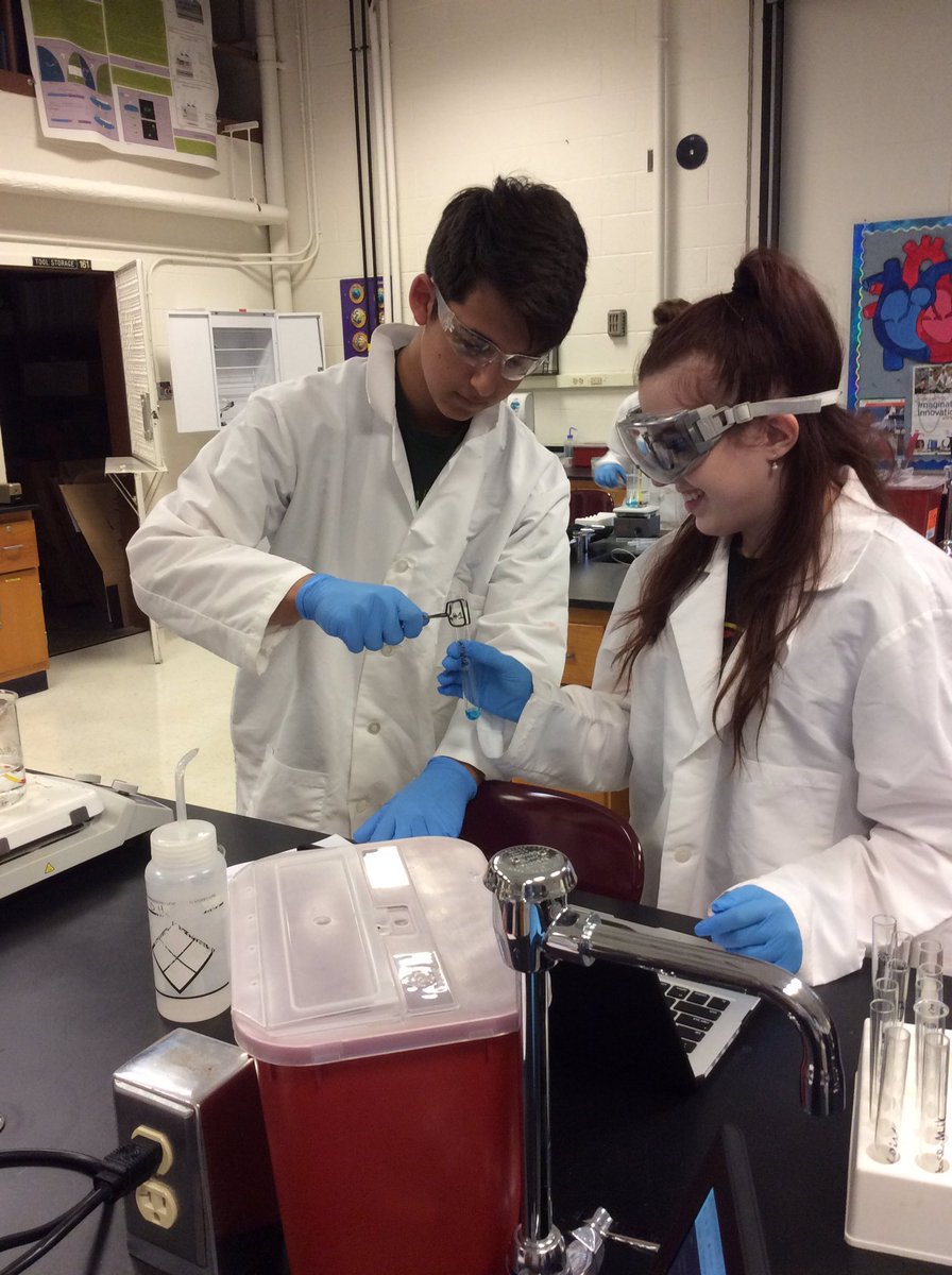 First year Biomed students doing food testing today! #frederickCTC #FCPSCTE