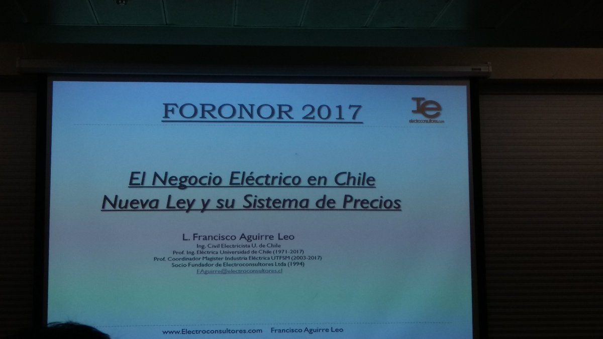 vrujazo's tweet photo. Participando del taller del #Foronor #Antofagasta https://t.co/4weW66gfjF