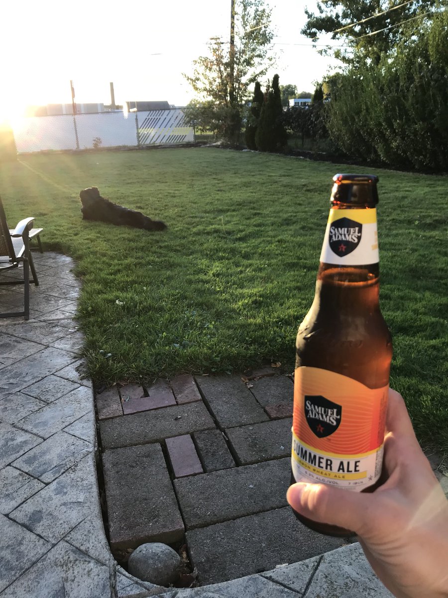 jrmintneel's tweet image. Last one! Good thing it’s 80 effing degrees out. #october #fallwhat #samsummer