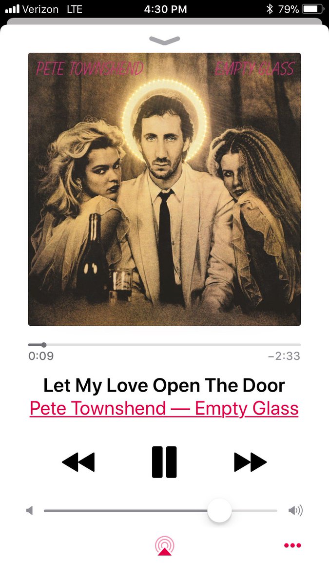 Fluffigurl84's tweet photo. Why is @khloekardashian on the cover of this old Pete Townshend album?? https://t.co/m9VILgv4xW