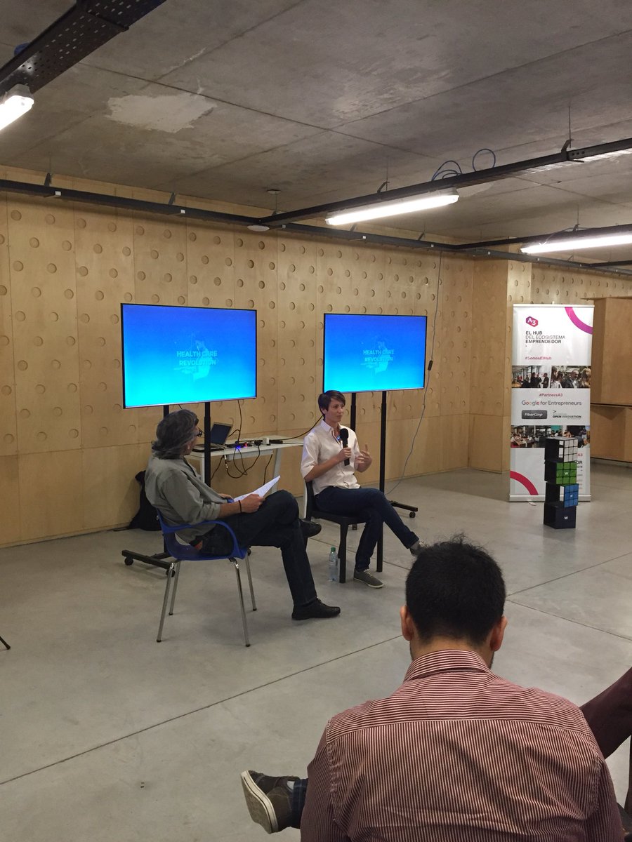 guidomb's tweet image. Danielle hablando de su experiencia desarrollando PRIME, una app para ayudar a pacientes con esquizofrenia con @wolox #TechAndTalk