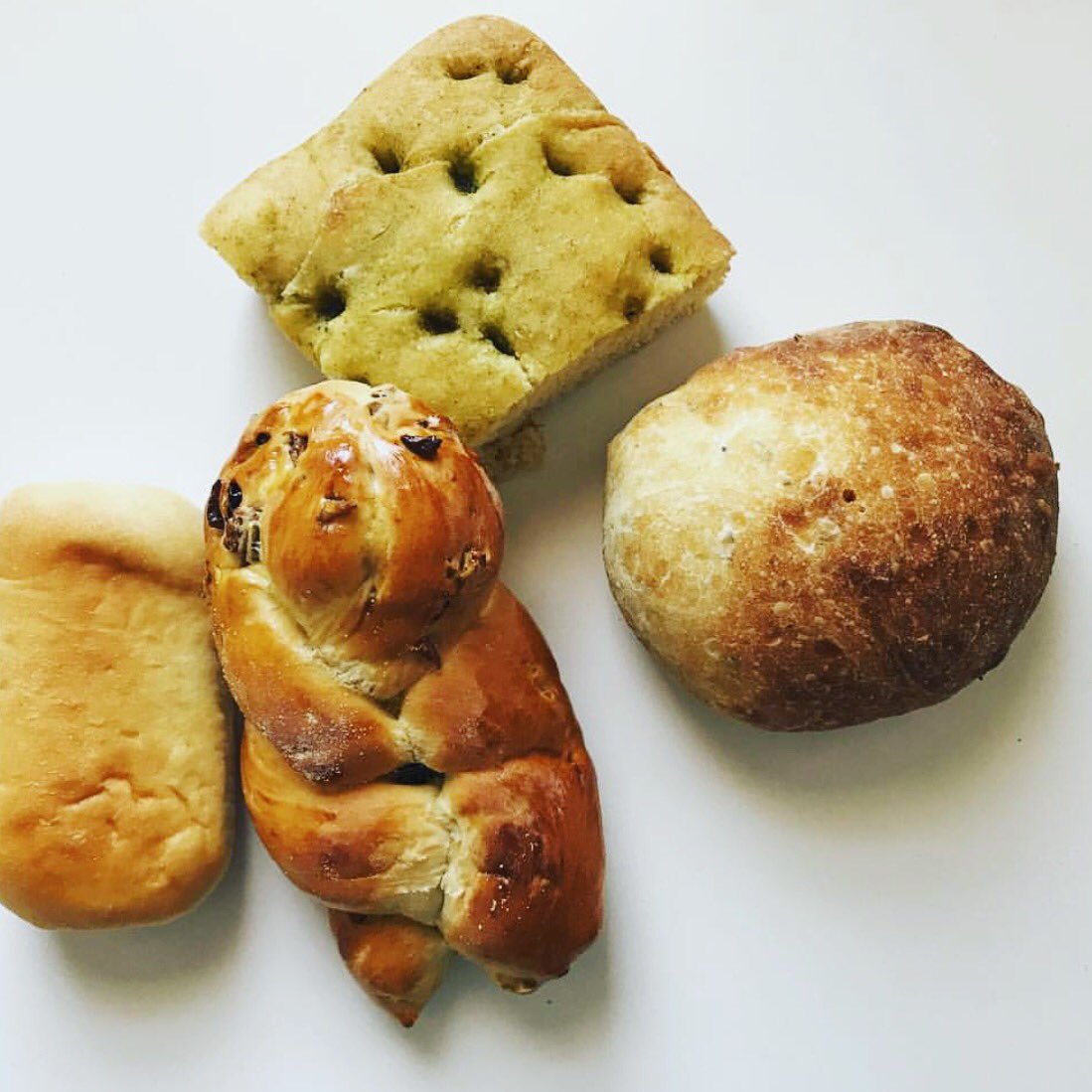 CulinAerieDC's tweet image. Delicious delicious bread from @RutabagaSweets #BreadWorkshop last week! Thanks for sharing @Cabotc #culinaerie #culinaeriecreations