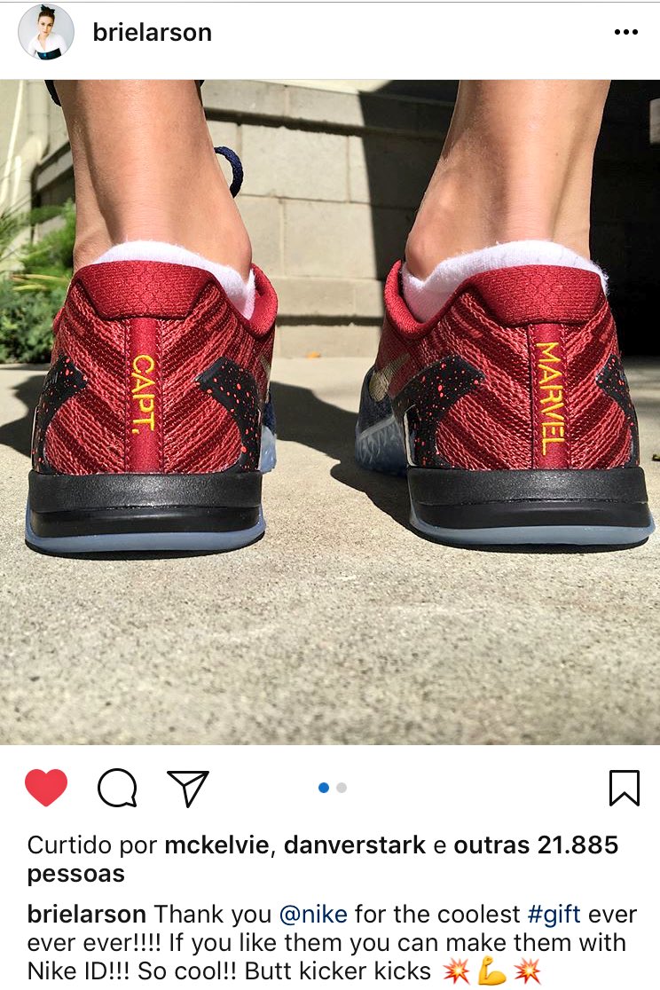 nike metcon captain marvel