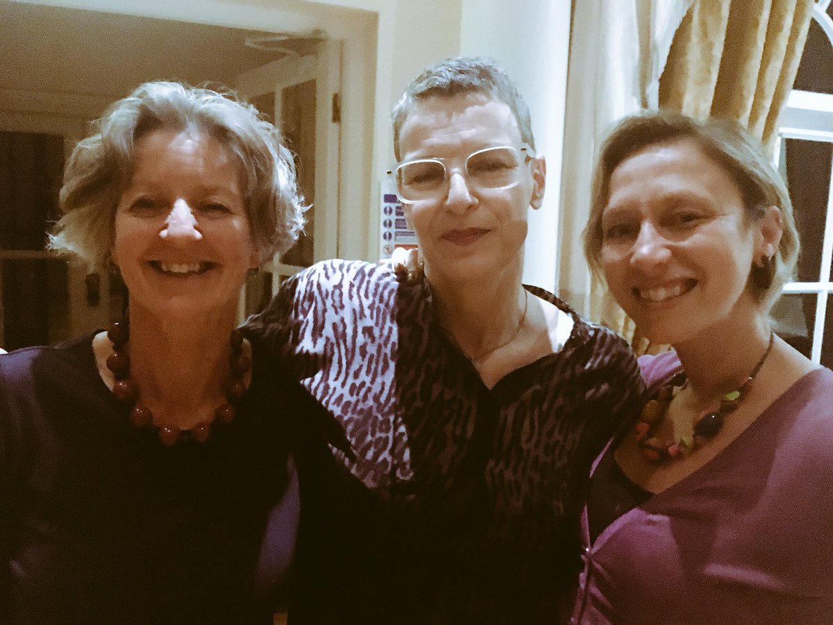 LabourBirthConf's tweet photo. Some insight into #NormalBirth17 dinner - food &amp; fun! @KatiBYIL @RheaDempsey @indiek1 @evitafernandez6 @MaryNewburn1  @godfrey_isaacs https://t.co/3NPDYcFicw