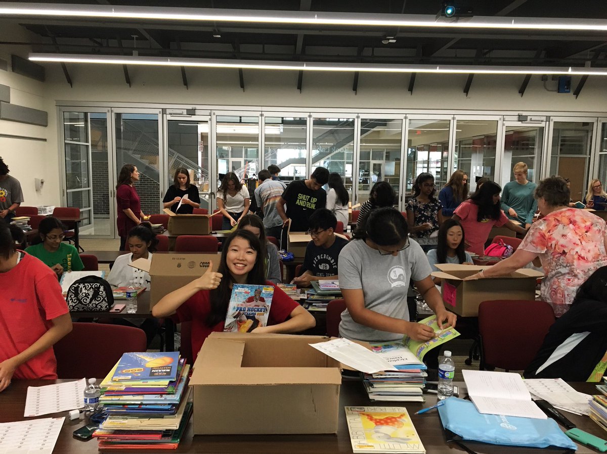 friscointeract's tweet photo. Labeling children’s books during today’s meeting for Halloween at Safety Town 📖🎃 Thank you for donating the books! #halfpricebooks https://t.co/Fsp56qVrb7